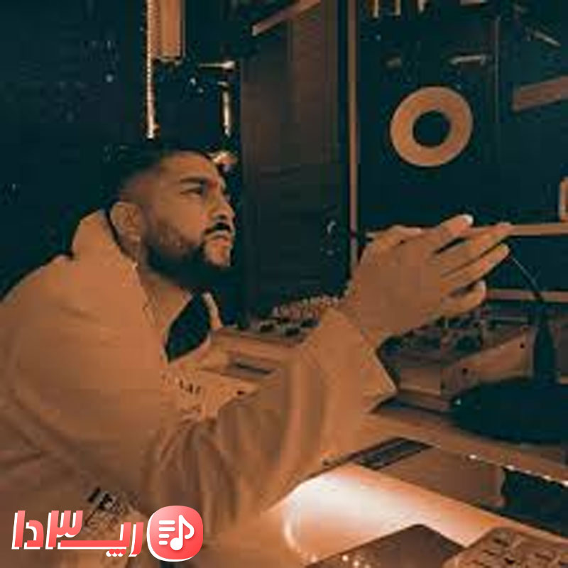 آهنگ Radio Active از امیر ریبار